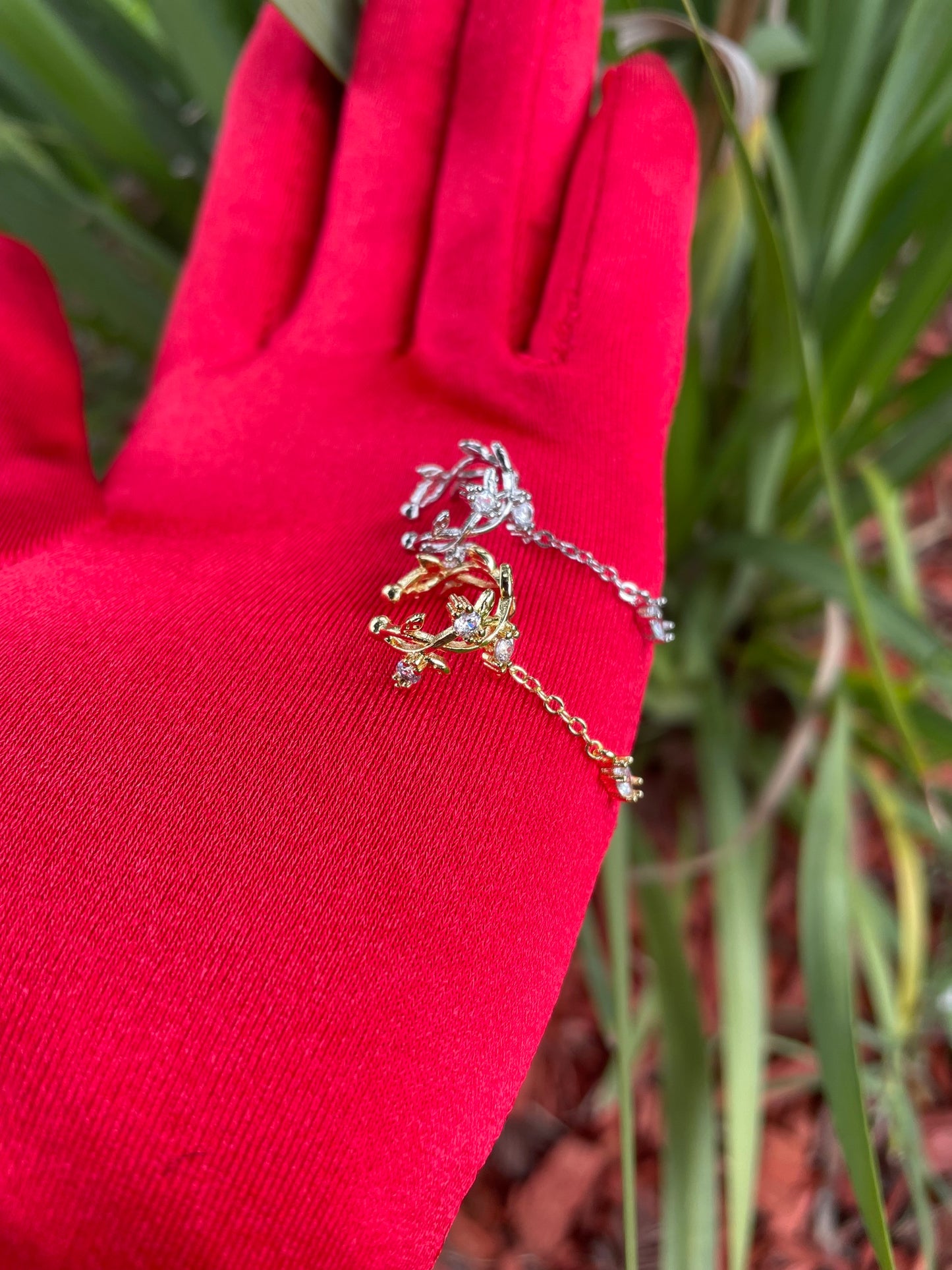 Dangling Thorn Flower Ear Cuff