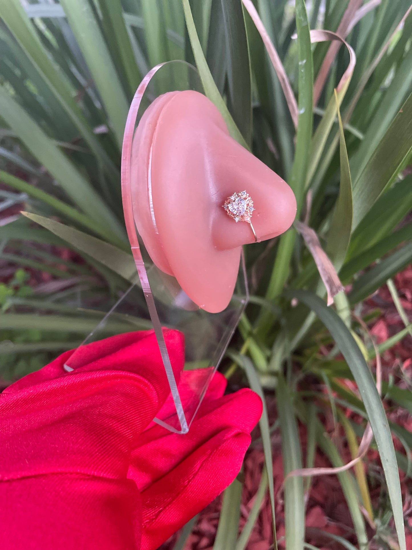 Royal Heart Non Piercing Nose Clip