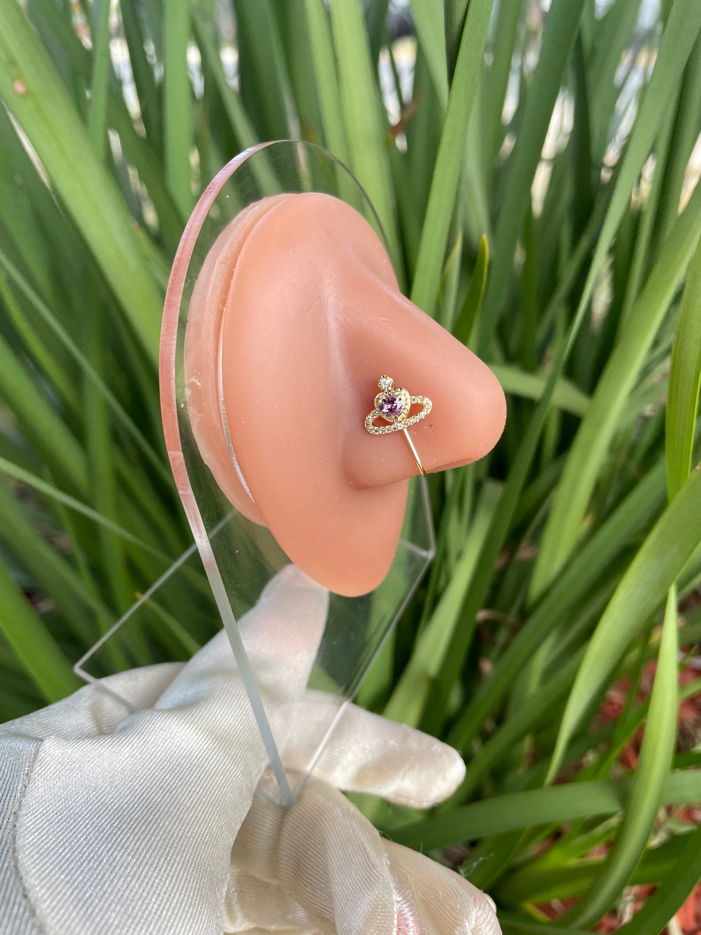 Queen Neptune Non Piercing Nose Clip
