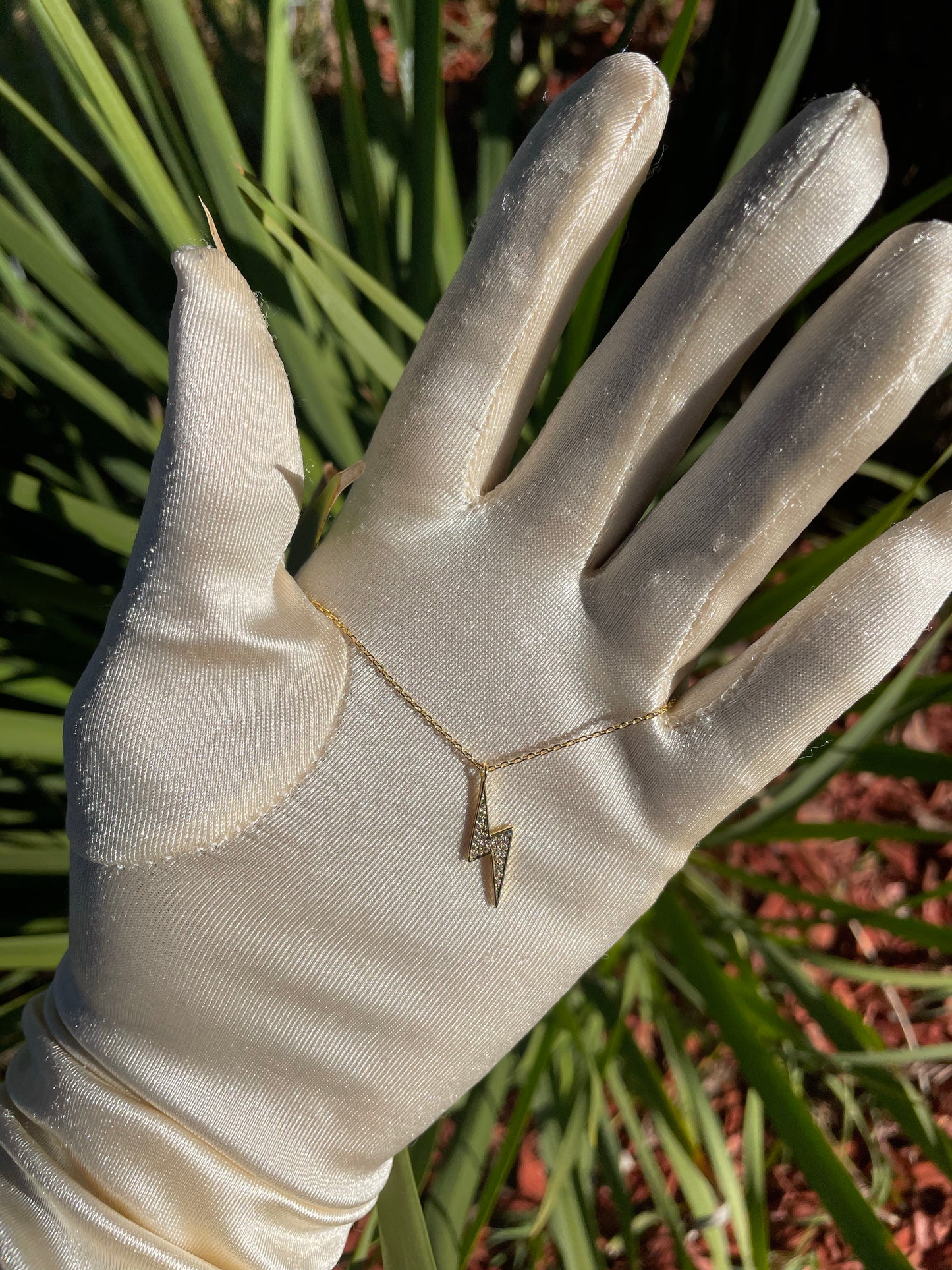 Golden Flash Necklace