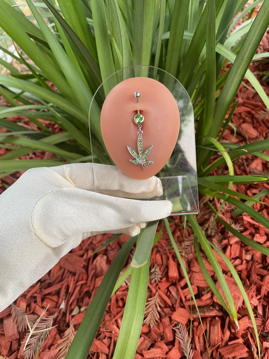 Sativa Belly Ring