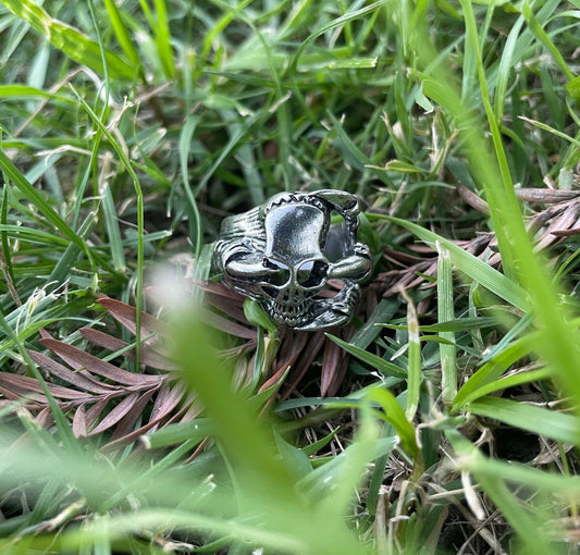 Skull Claw Ring
